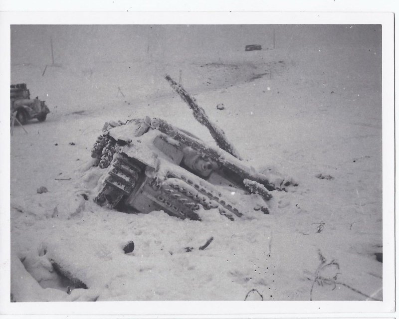 Panzer Sturmgeschütz Abteilung u zerstörte Russi