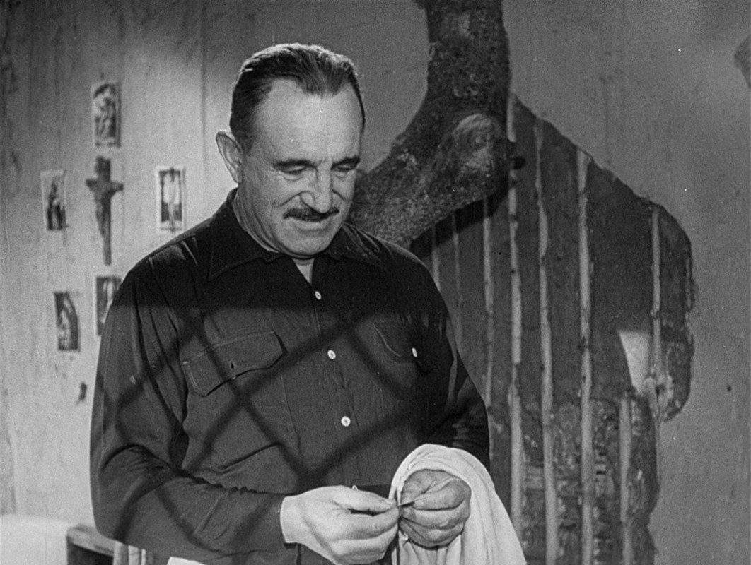 The Wages of Fear (1953) Criterion.mkv_snapshot_00.29.56_[2018.0