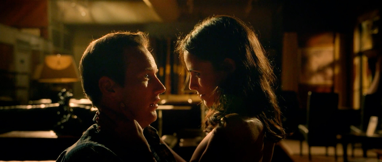 Jordana.Brewster_Home.Sweet.Hell.00_01_50_01.Still011