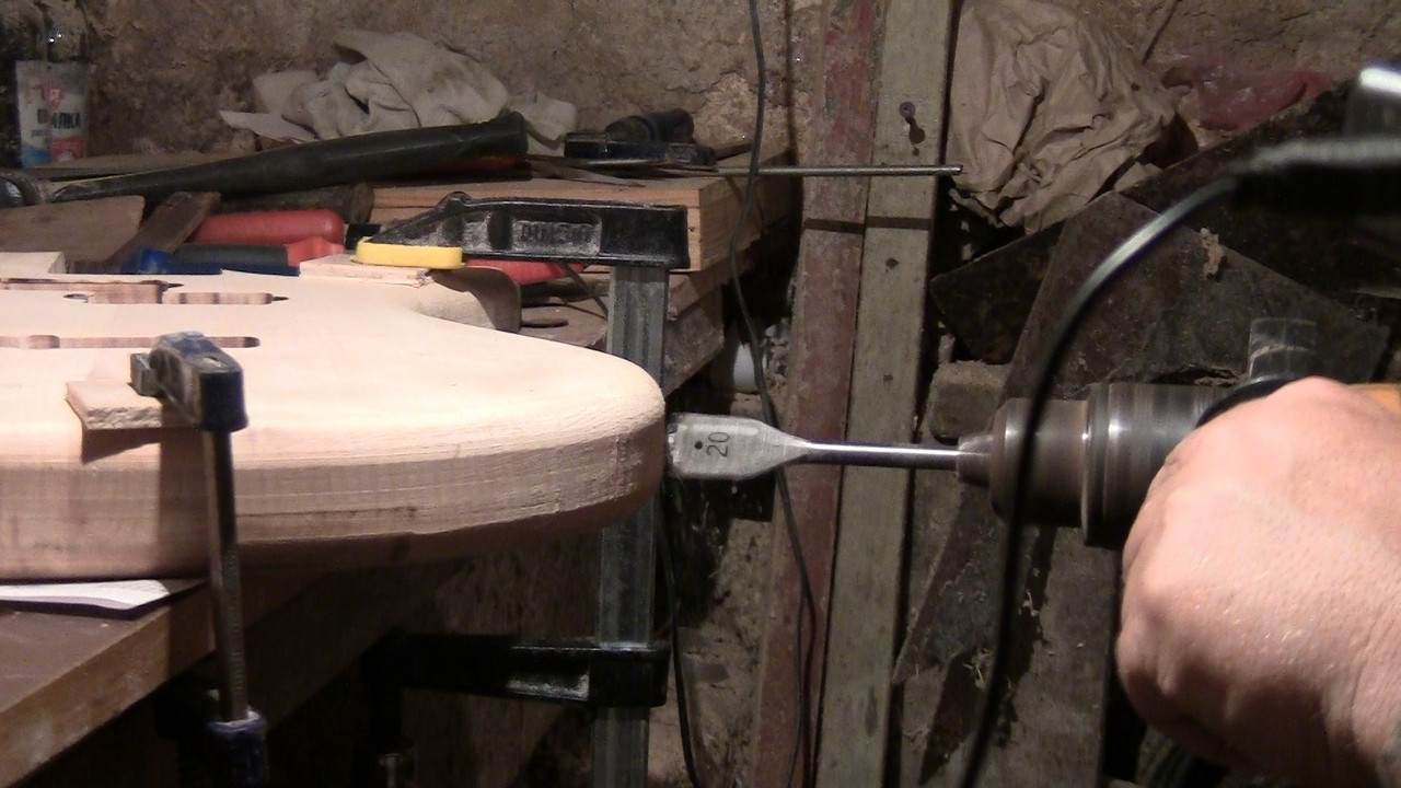 00006.MTS_snapshot_00.11_[2016.09.27_21.56.34]