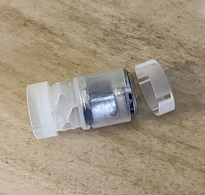 F1A9688F-49B2-4EB3-8296-ADB428273C01