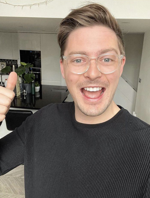 1B1F3B00-7D14-402D-9925-09B8F7946665