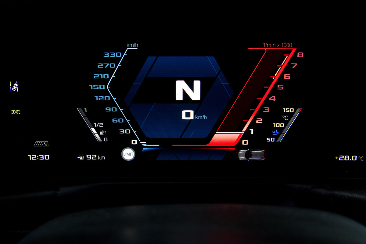P90481845_highRes_the-all-new-bmw-m2-i