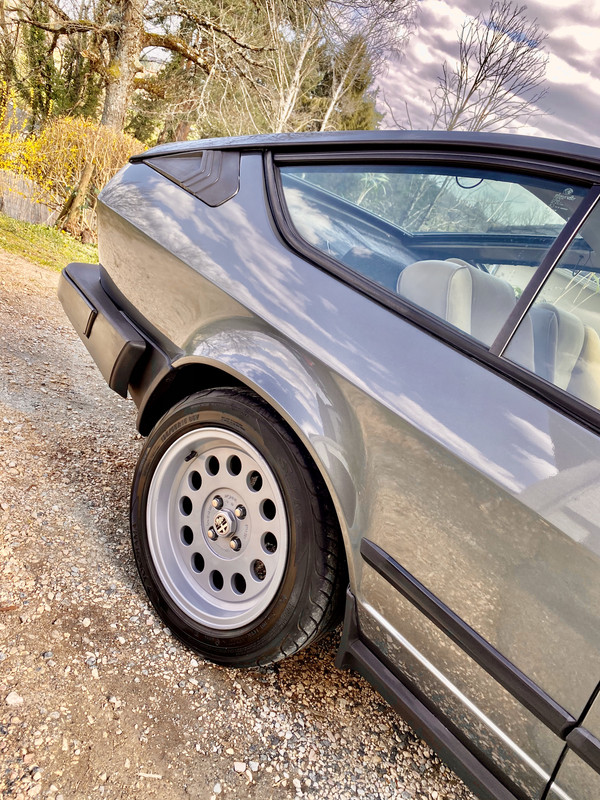 AC3F0F6B-BB1D-4A32-80FF-D8BE22AE5AFC