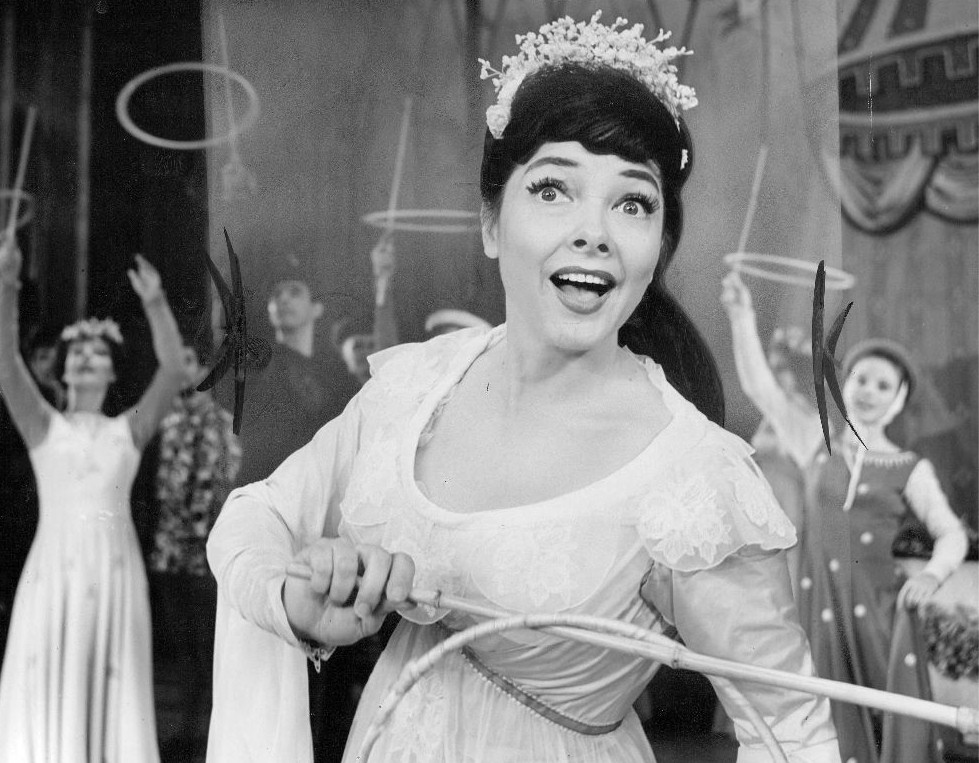 kathryn_grayson_b42
