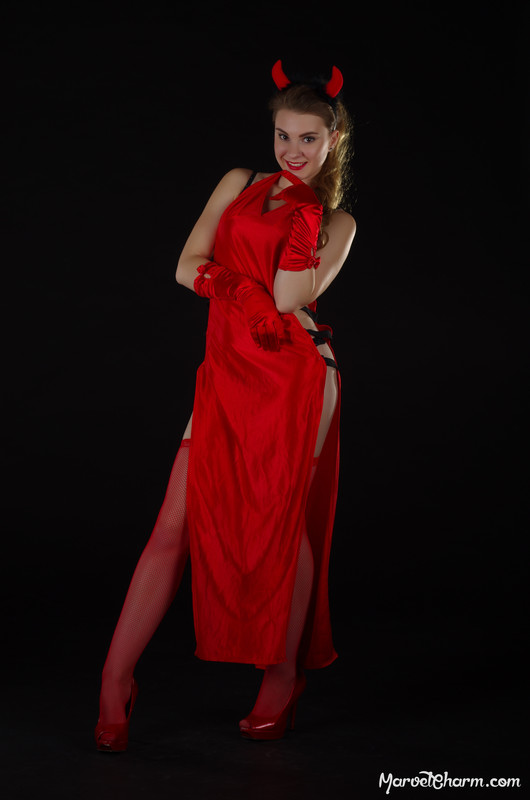 MarvelCharm_Monica-Halloween-2016-011