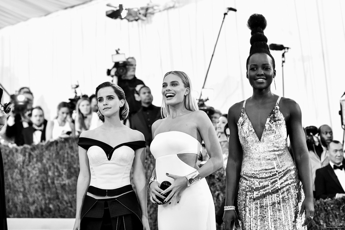 emmawatson-updates.com (326)