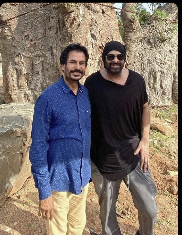 EB2-B0-CD9-FF07-46-A6-A835-703-E81-BABF0