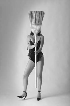 http://download.kataweb.it/mediaweb/image/brand_ilcentro/2007/11/29/1196351569631_genfeb.jpg