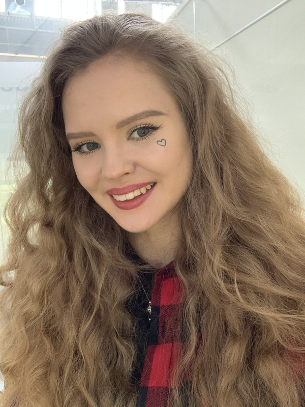 E7ABAEC0-C20C-487A-9ACC-E41F78B59ED6