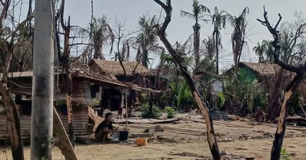 আরাকানের রোহিঙ্গাদের গ্রাম ছাড়ার ডেডলাইন ১৭ অক্টোবর