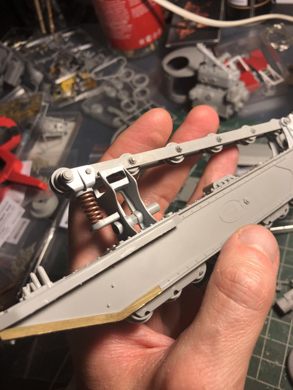 5B5E827D-D5AB-41C4-AD56-8F690CFD581E