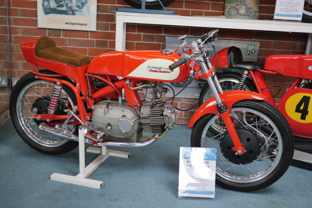 2EE6BC15-18F2-474C-8498-F0892F3B8B9A