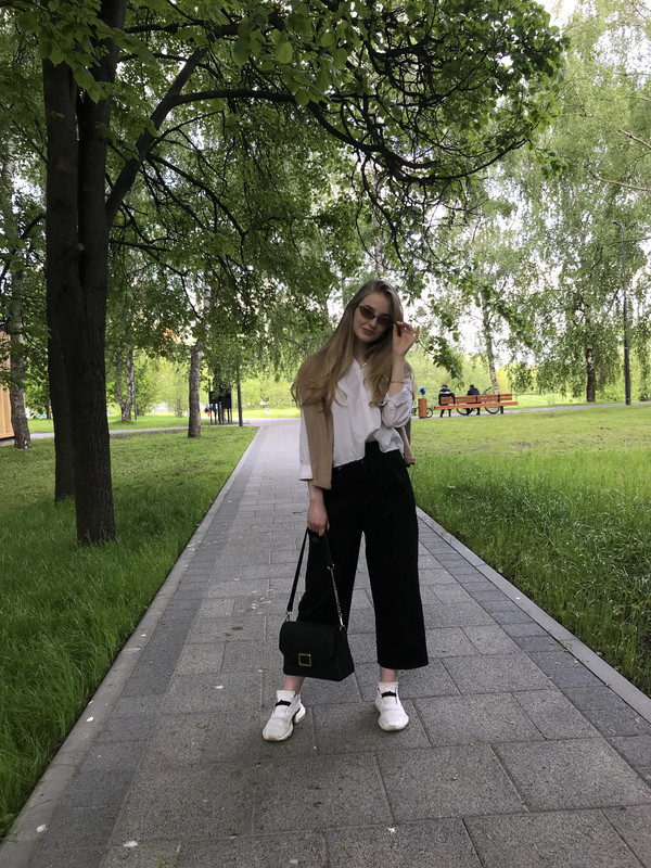 3B23CDCE-92AF-4E27-8FEA-A5BFFA688327