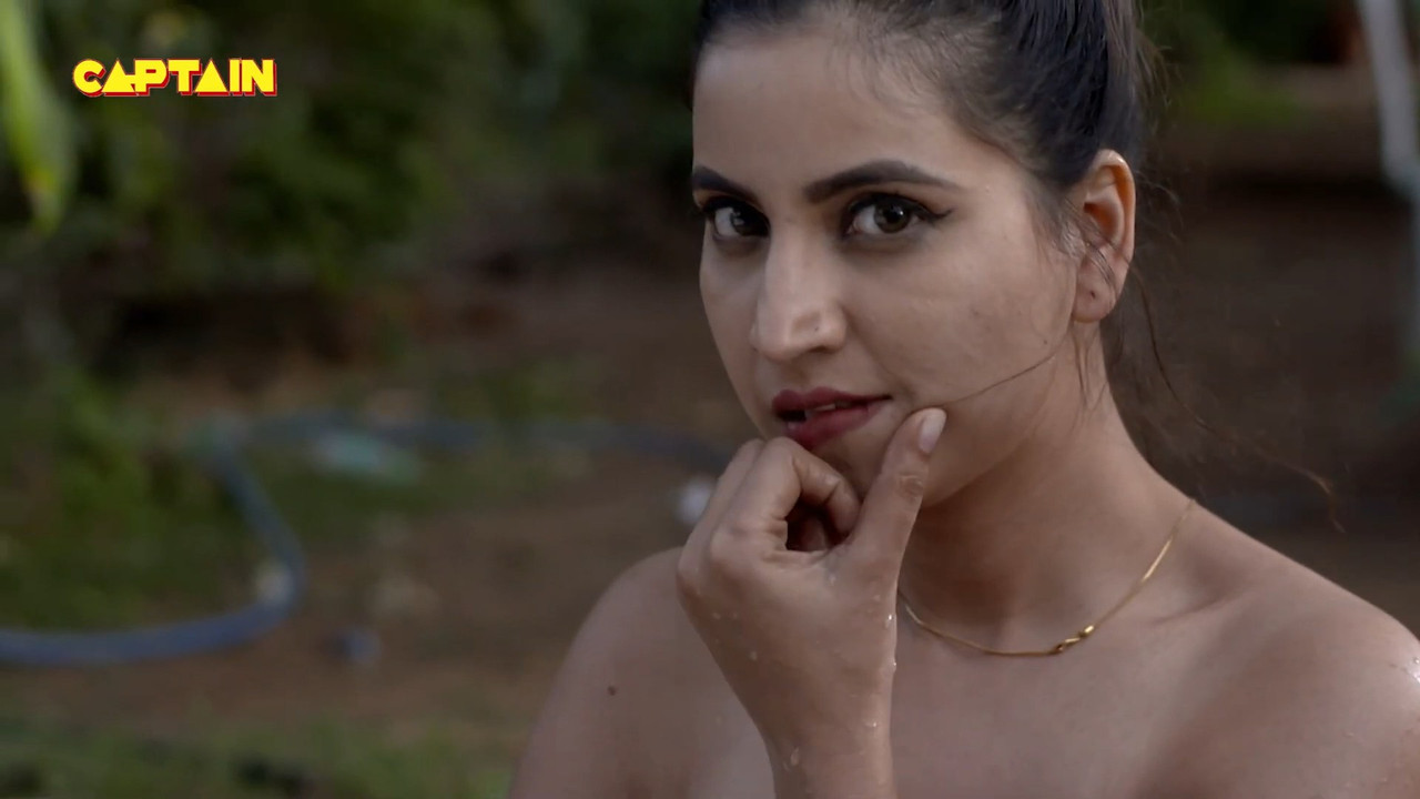Jolly_Bhatia_and_other_girl_sexy_scenes_from_crime_patrol.mp4