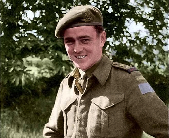 JAMES-DOOHAN-D-DAY-FOTOR.jpg