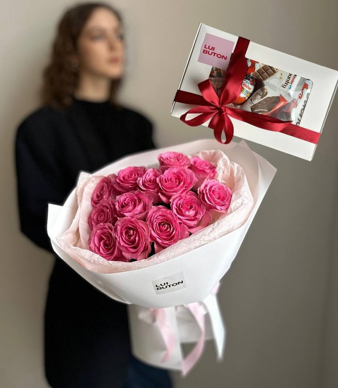 Букет из микс роз 50 см + сладкий бокс