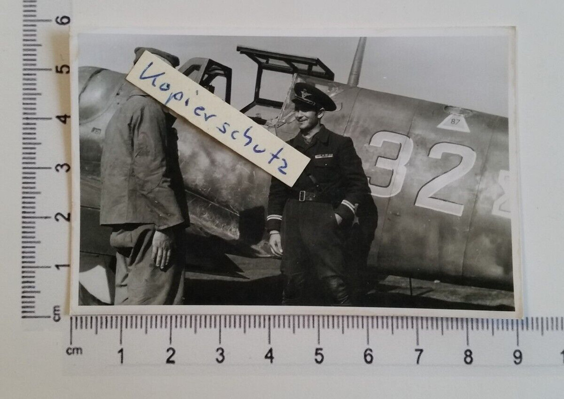 1 x REPRO Flugzeug Pilot vor Verbündeter Me 109