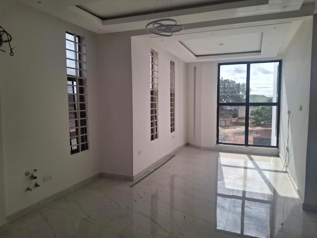 East Legon Hills 5-bedroom entrance foyer