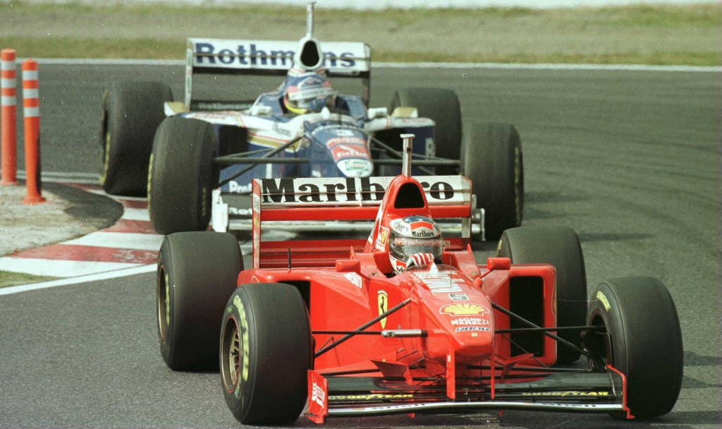 F11997MichaelSchumacherandJacquesVilleneuveatSuz