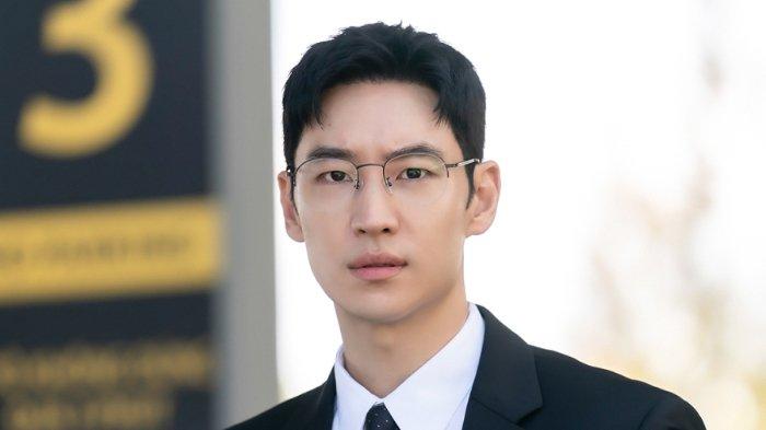 Lee-Jo-Hoon-1.jpg