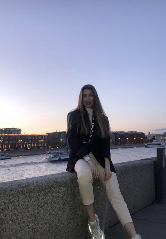 5BEF4274-0FA0-4D1A-B2C6-F7A2337EFA22