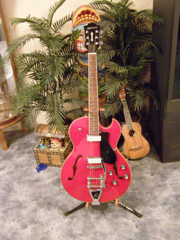 DeArmond Guild Starefire Semi Acoustic 1