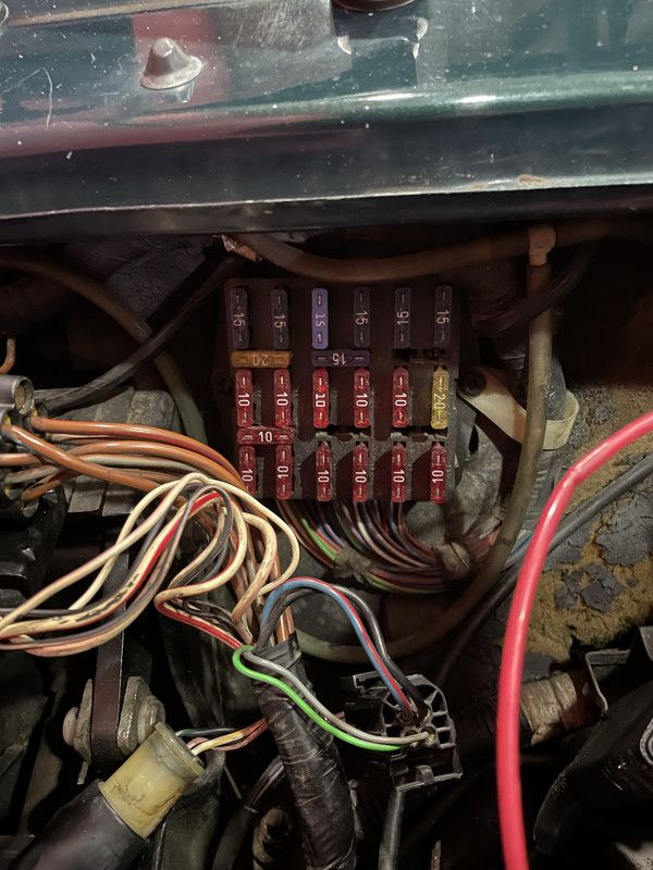 E6B6110C-7AEB-4C34-9581-8A9A4C7C2F8E