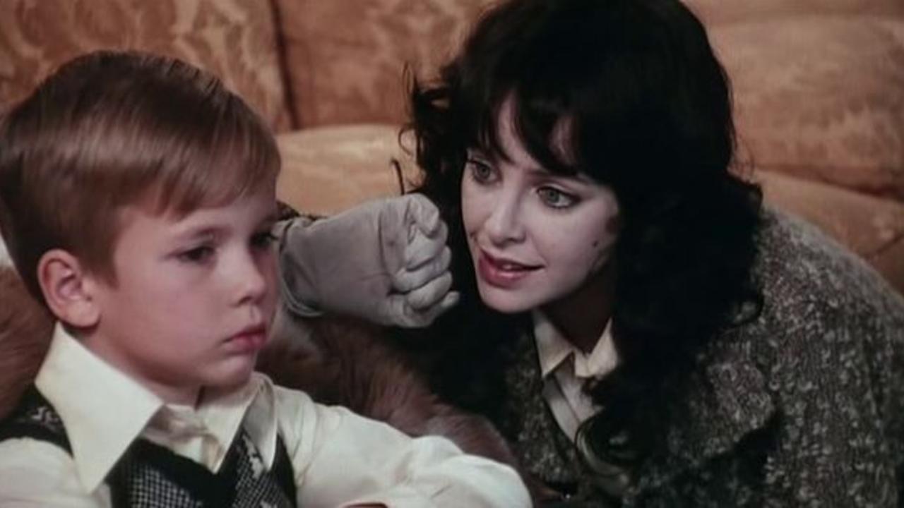 MV5BY2Q0ZjQ4YjQtM2ZkZS00MGMxLTgyMzItMWMzZGQyMjI3ZGM0XkEyXkFqcGde