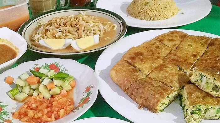 Mi celor dan martabak kari