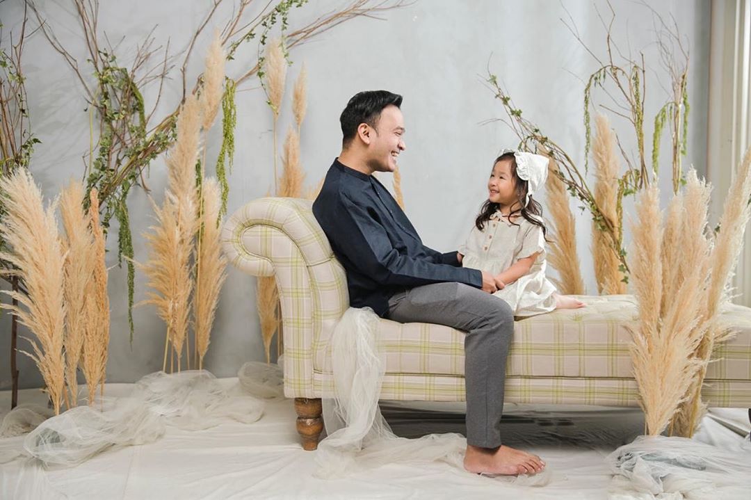 7 Potret gemas buah hati seleb Tanah Air, keponakan online netizen nih