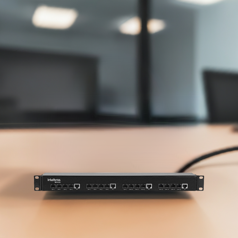 Selo de qualidade de imagem 4K Ultra HD sobreposto a uma imagem de câmera de segurança