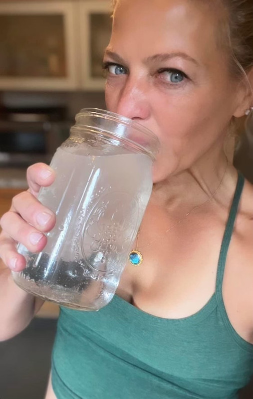 Jess Bellofatto drinking Kangen water