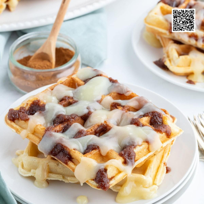 Cinnamon Roll Waffles with Cream Cheese Glaze