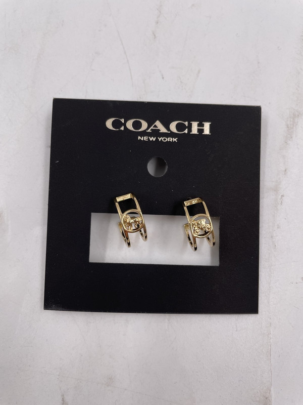 Horse and outlet carriage huggie earrings