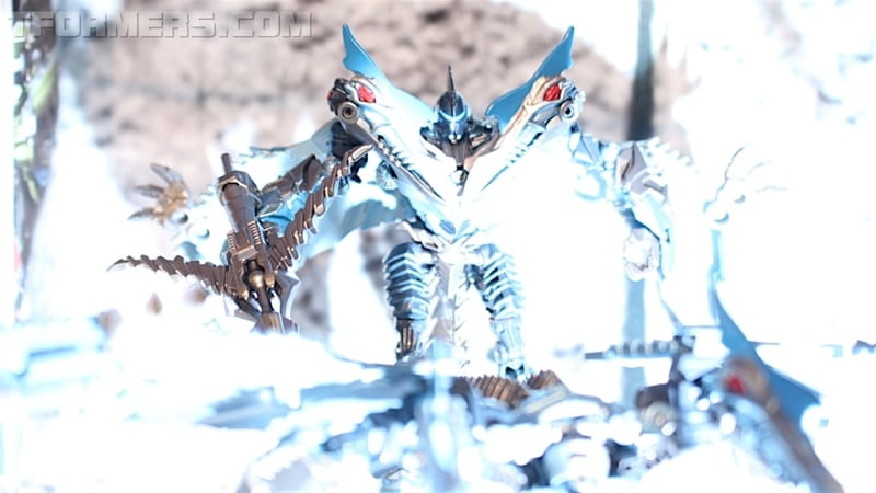 MORE Transformers Showroom Images Trypticon, Tit