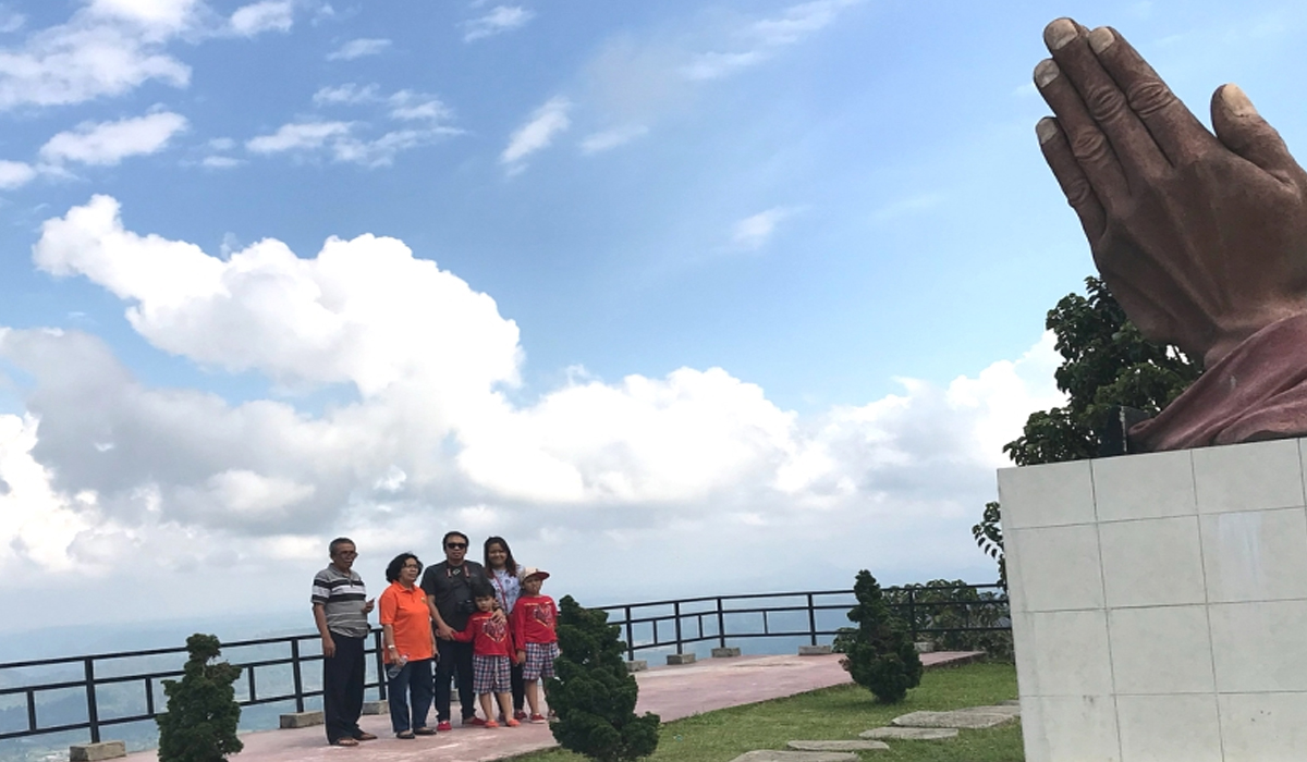 Panorama Spektakuler Danau Toba dari Ketinggian