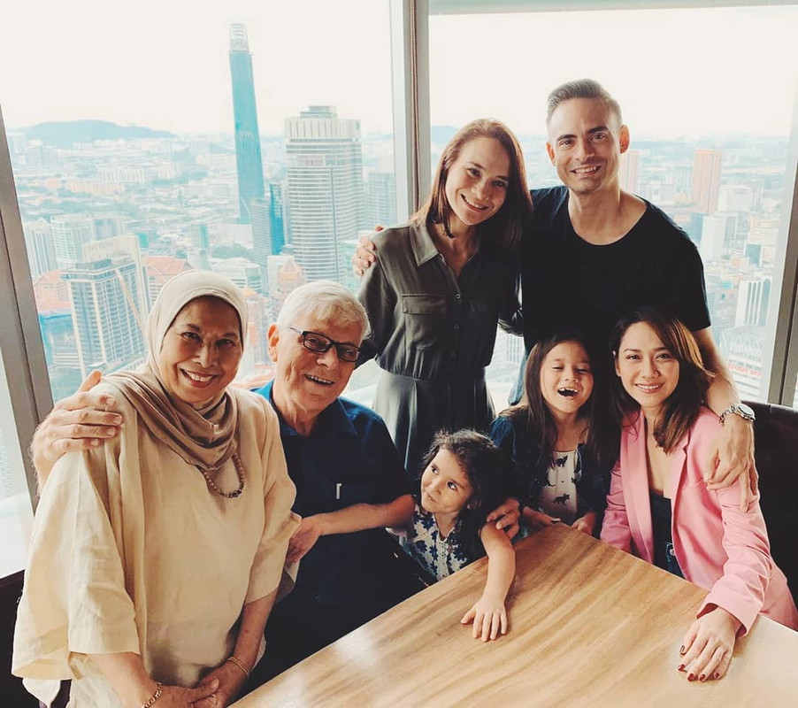 Mendiang Ashraf Sinclair, BCL, dan keluarganya