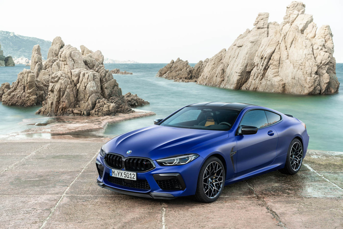 2020_BMW_M8_Competition_Coupe_European_model_shown-29