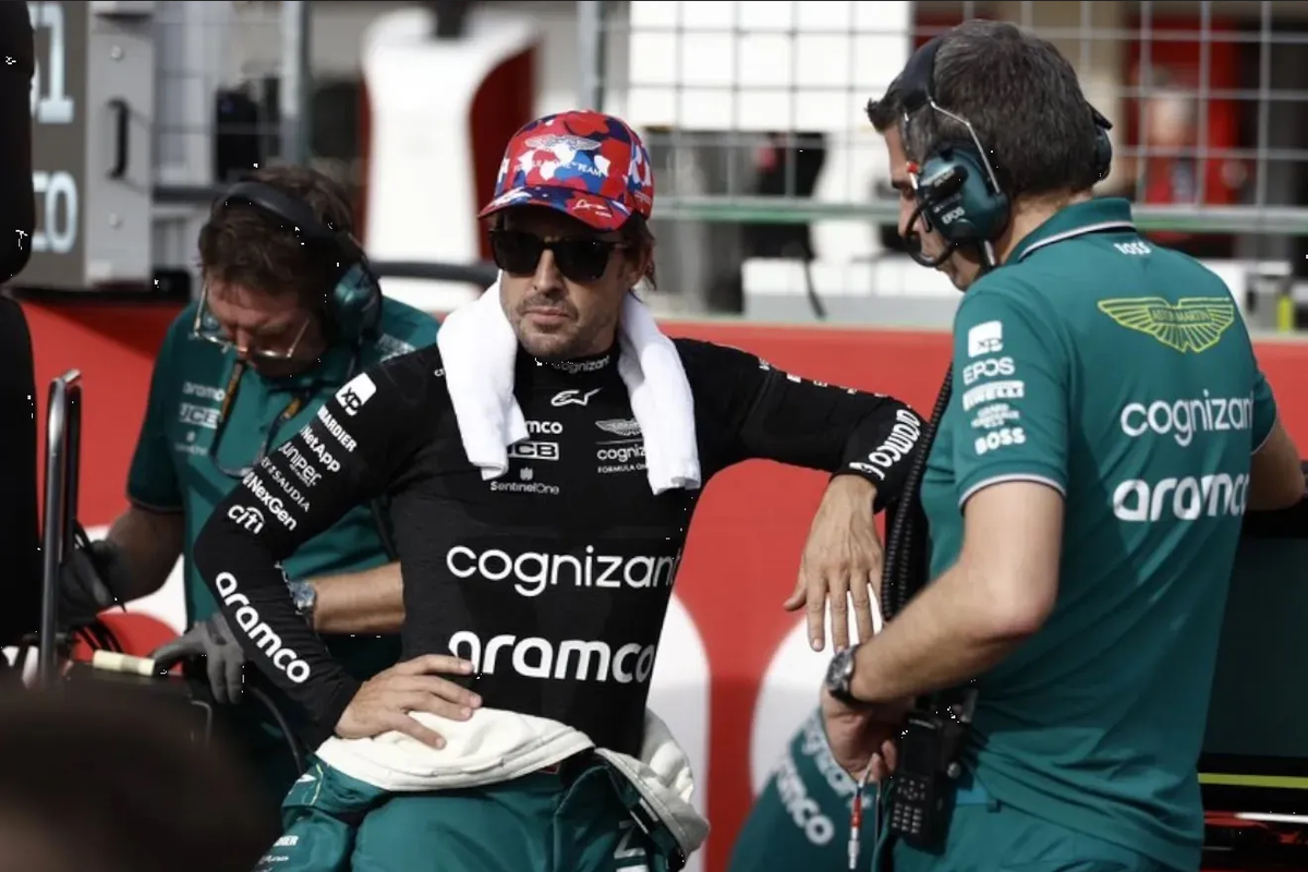 Alonso, 'un viejo zorro' que juega al despiste con el Plan B