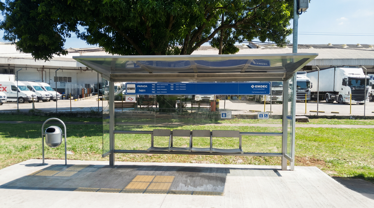 Ponto de ônibus implantado em Campinas