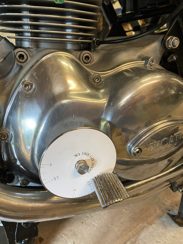 DFA89E15-D9DD-4C1D-A22C-75A32BF7BB61