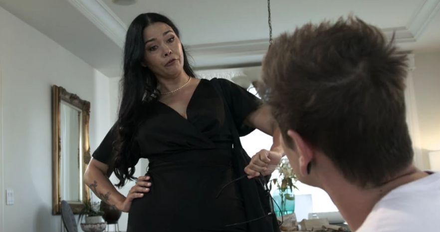 MommysBoy – Dana Vespoli – Pussy For Dinner