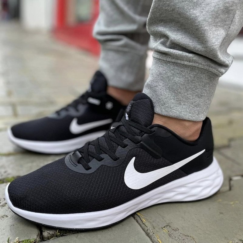 Tênis Nike Revolution 6 FlyEase Next Nature Masculino