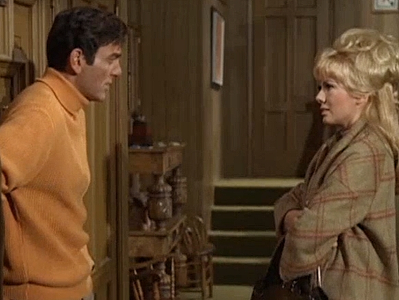 LESLIE-PARRISH-MANNIX-MIKE-CONNORS-1-FOTOR.jpg