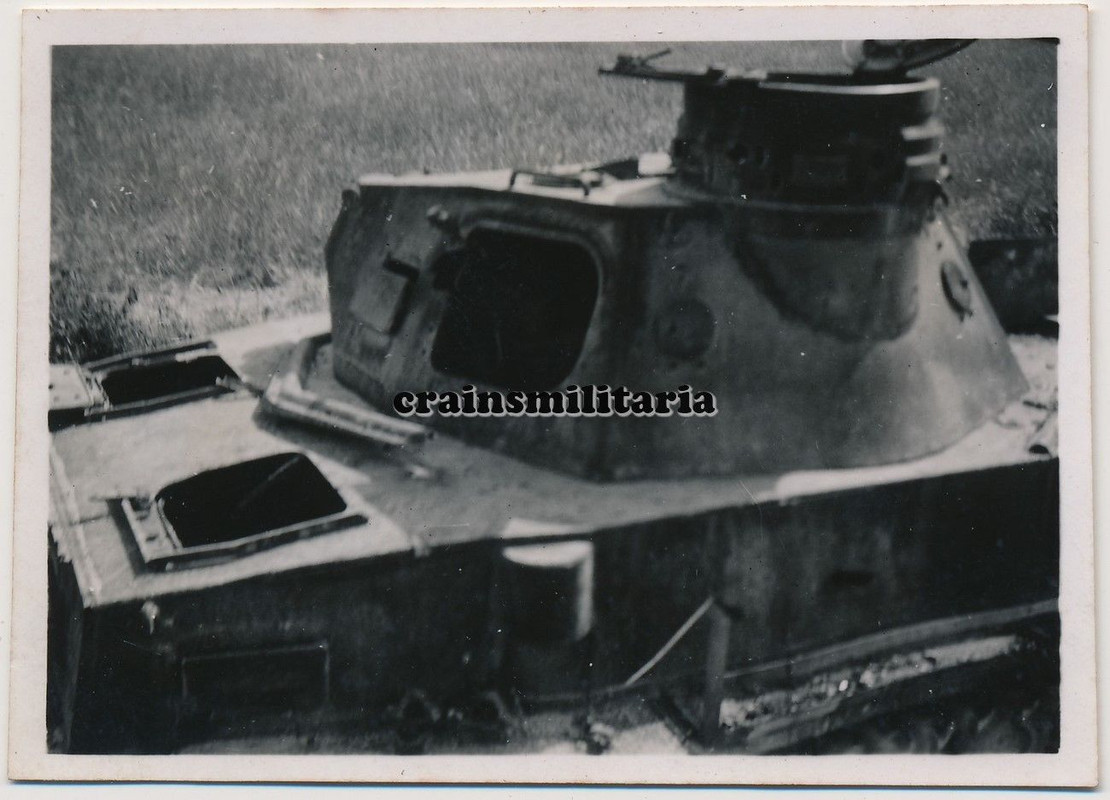 Orig. Foto zerstörte Tank nach Panzer Schlacht LAMIA Griechenlan