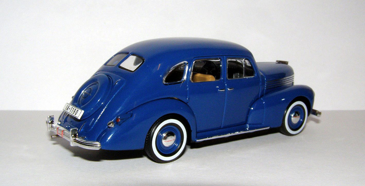 1948 Opel Kapitan Limousine (IXO Models MUS050) 2