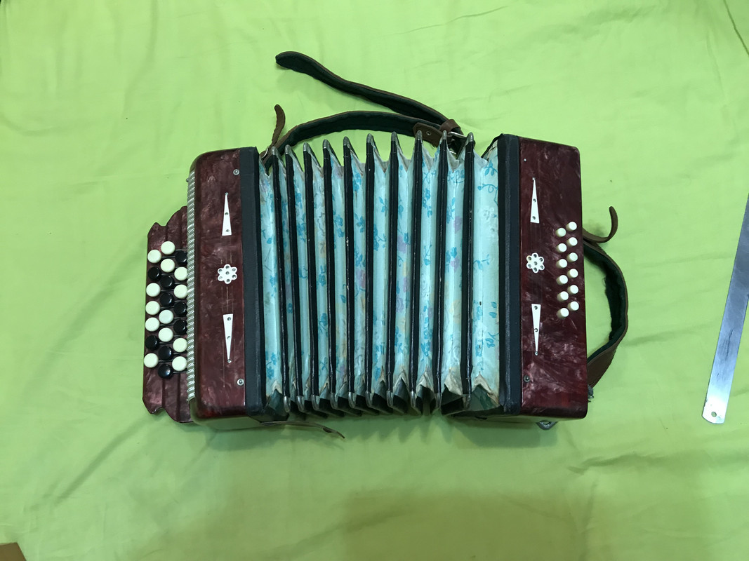 C03B9EC5-5A20-4EE3-9A9F-082130C9E0E0