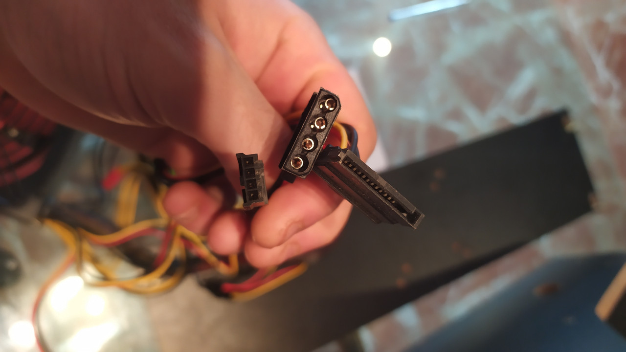 Cables-fuente.jpg