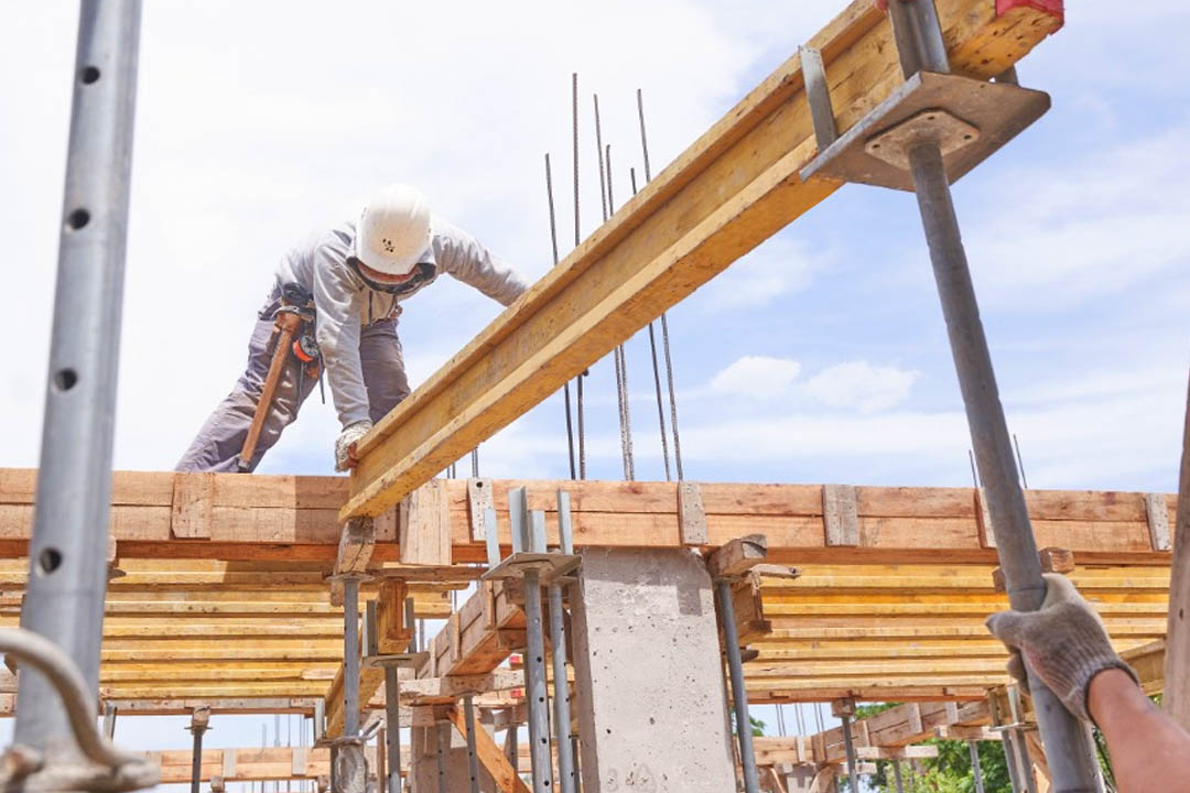 Llenado de columnas, losas, contrapisos, cableados de iluminación y tomacorrientes